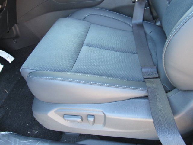 2026 Mitsubishi Eclipse Cross Black Edition Image 26 of 28