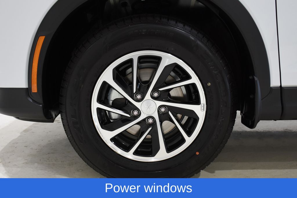 2026 Mitsubishi Eclipse Cross ES Image 7 of 31