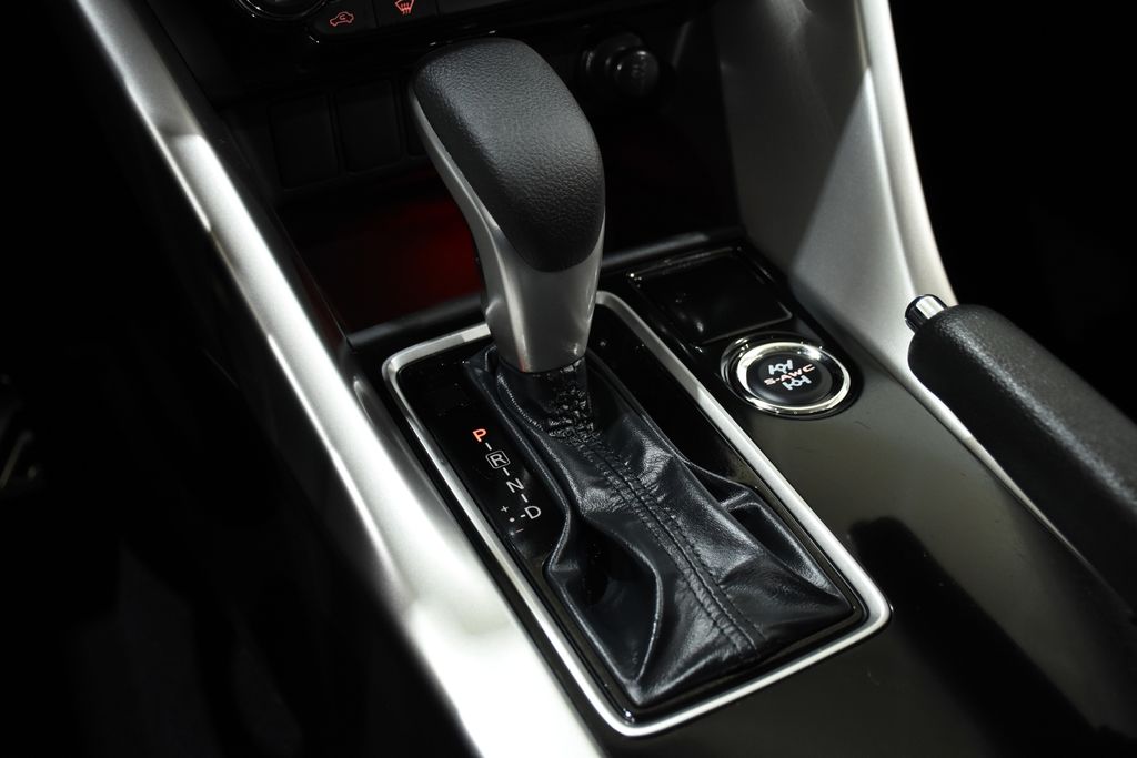 2026 Mitsubishi Eclipse Cross ES Image 18 of 31