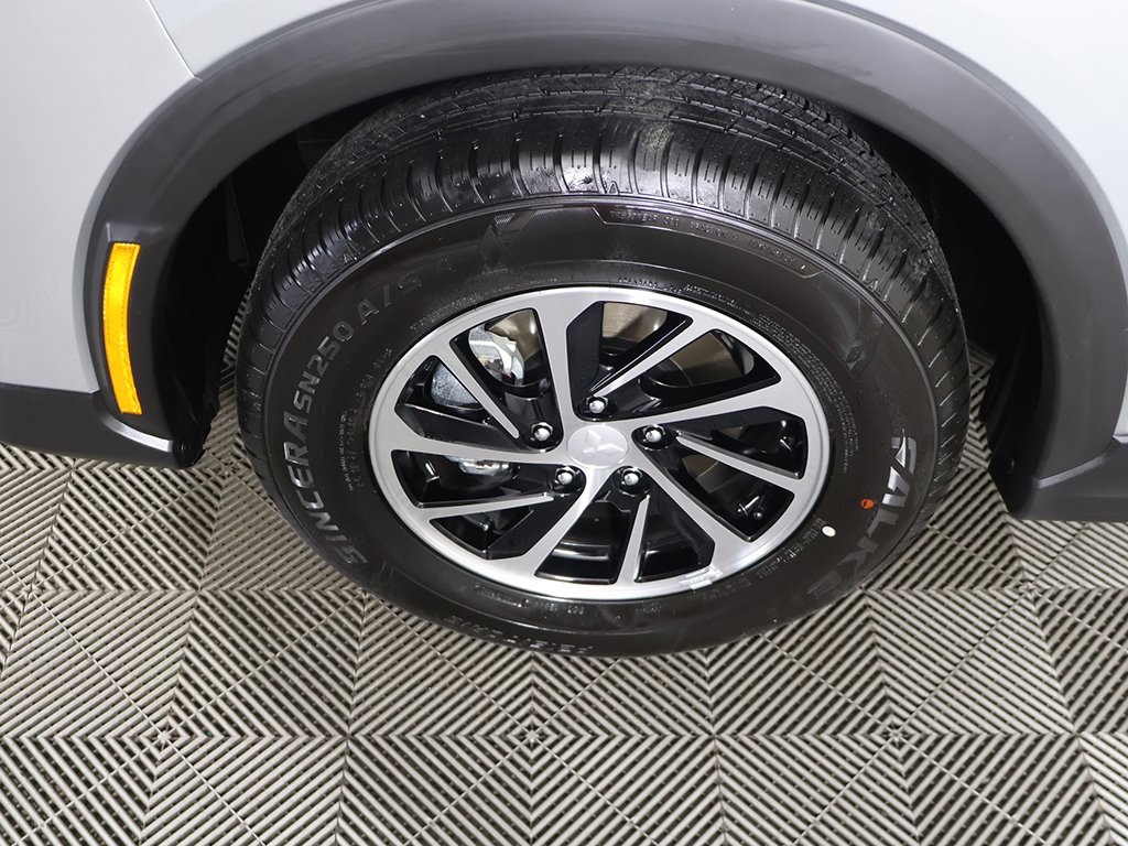 2026 Mitsubishi Eclipse Cross ES Image 12 of 43