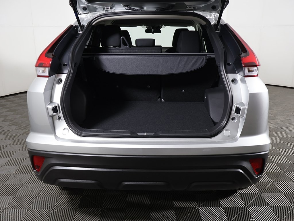 2026 Mitsubishi Eclipse Cross ES Image 13 of 43