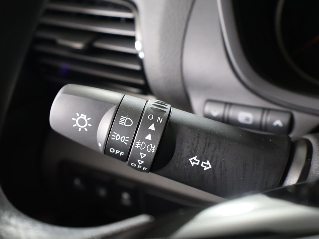 2026 Mitsubishi Eclipse Cross ES Image 37 of 43