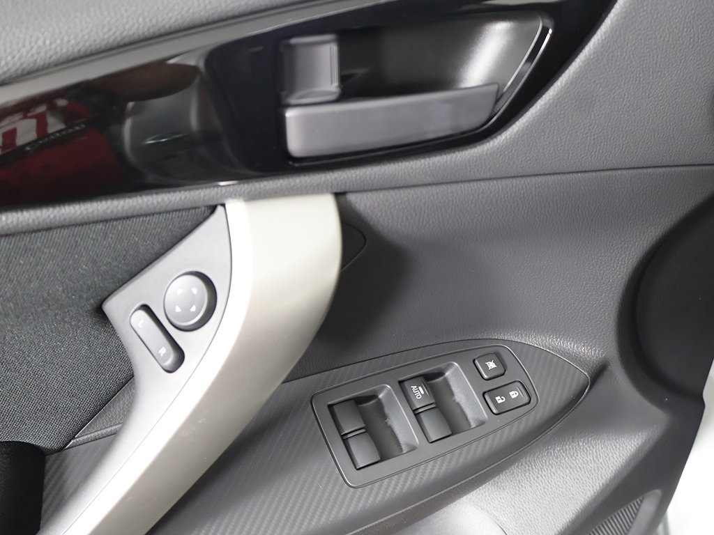 2026 Mitsubishi Eclipse Cross ES Image 32 of 43