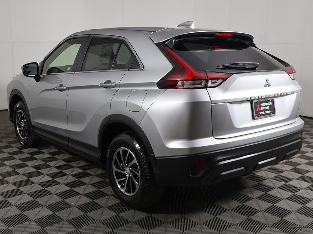 2026 Mitsubishi Eclipse Cross ES Image 10 of 43
