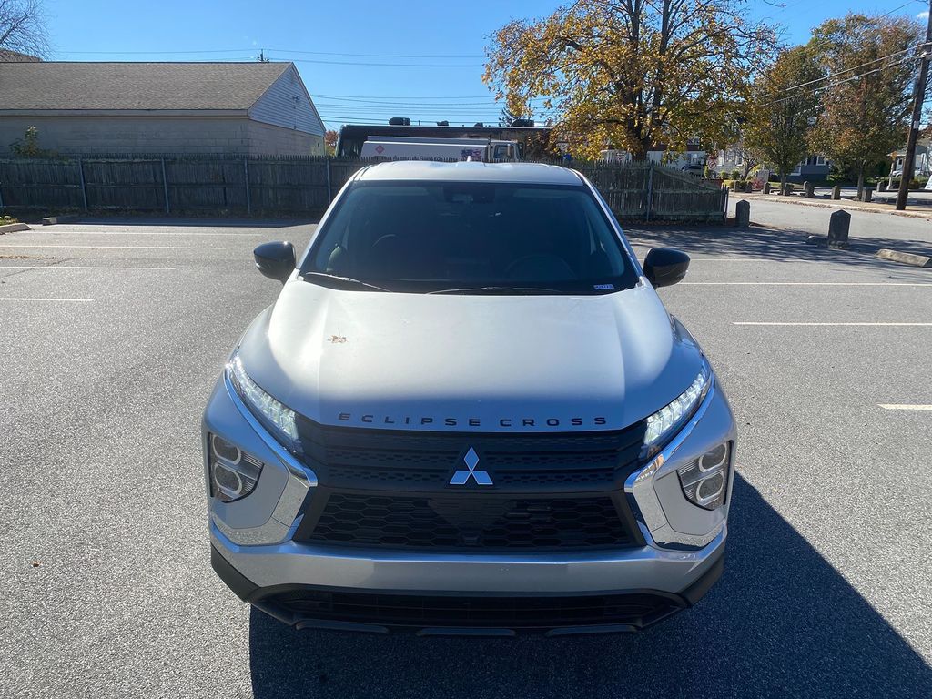 2026 Mitsubishi Eclipse Cross LE Image 2 of 30
