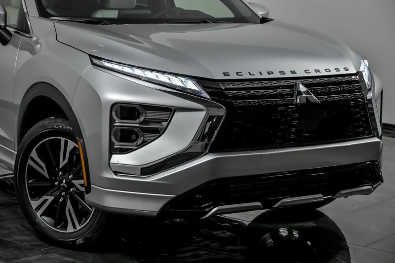 2026 Mitsubishi Eclipse Cross SE Image 3 of 25