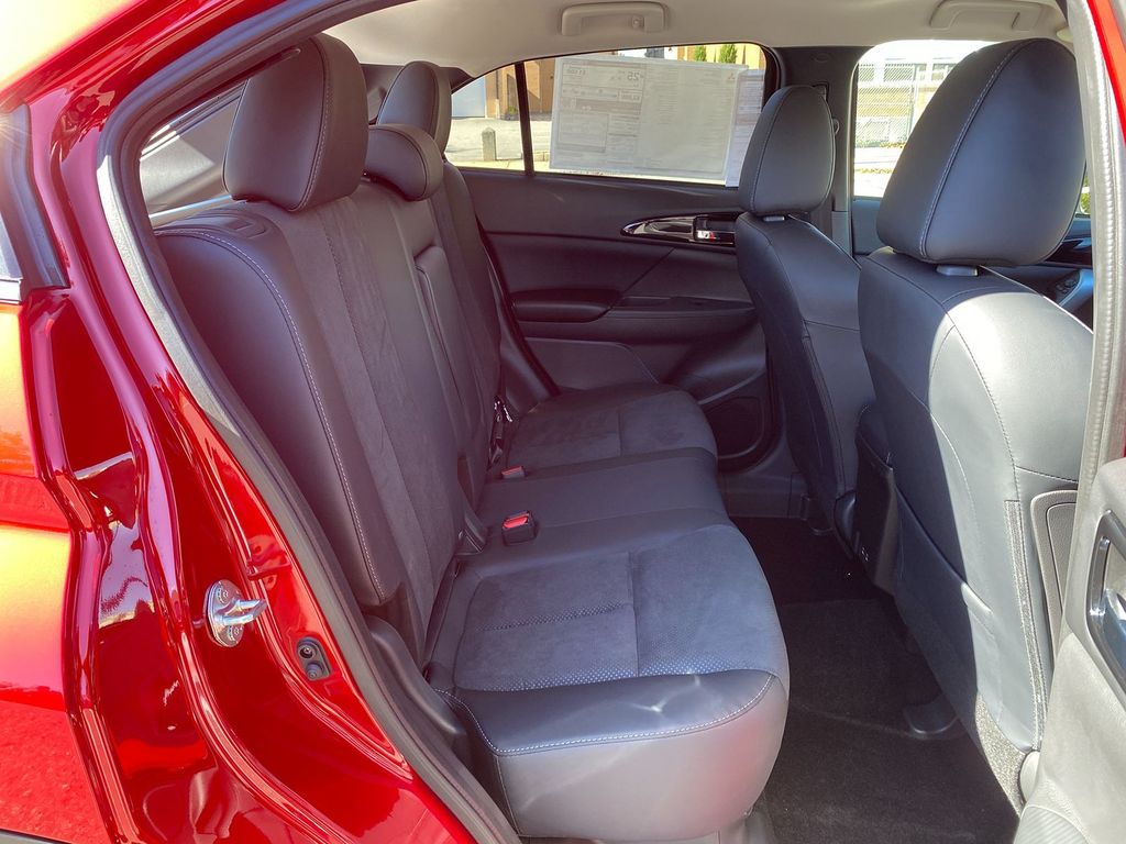 2026 Mitsubishi Eclipse Cross SE Image 12 of 31
