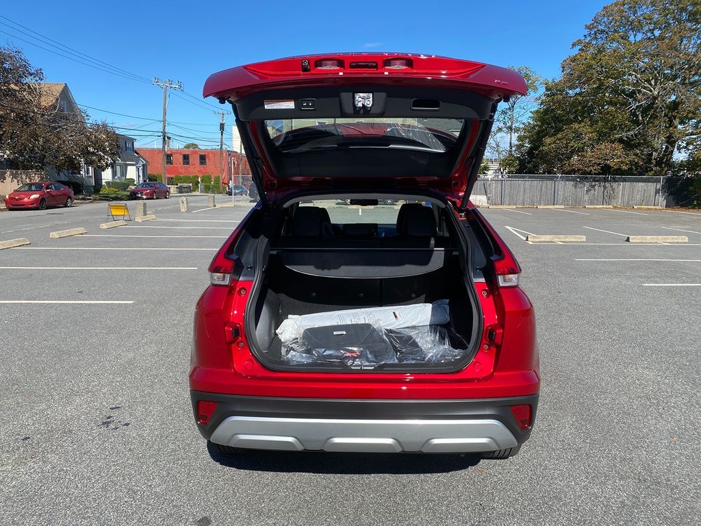 2026 Mitsubishi Eclipse Cross SE Image 11 of 31