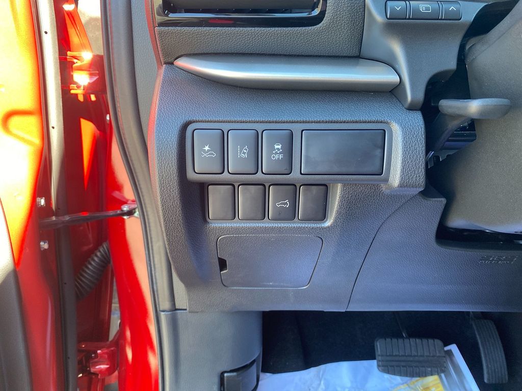 2026 Mitsubishi Eclipse Cross SE Image 24 of 31