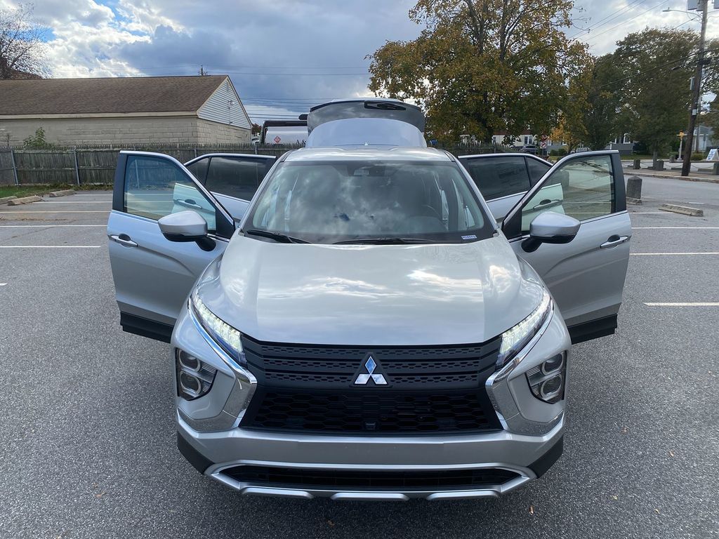 2026 Mitsubishi Eclipse Cross SE Image 3 of 30
