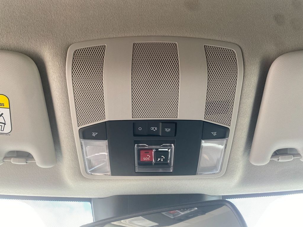 2026 Mitsubishi Eclipse Cross SE Image 25 of 34