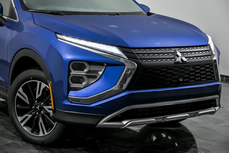 2026 Mitsubishi Eclipse Cross SE Image 3 of 28