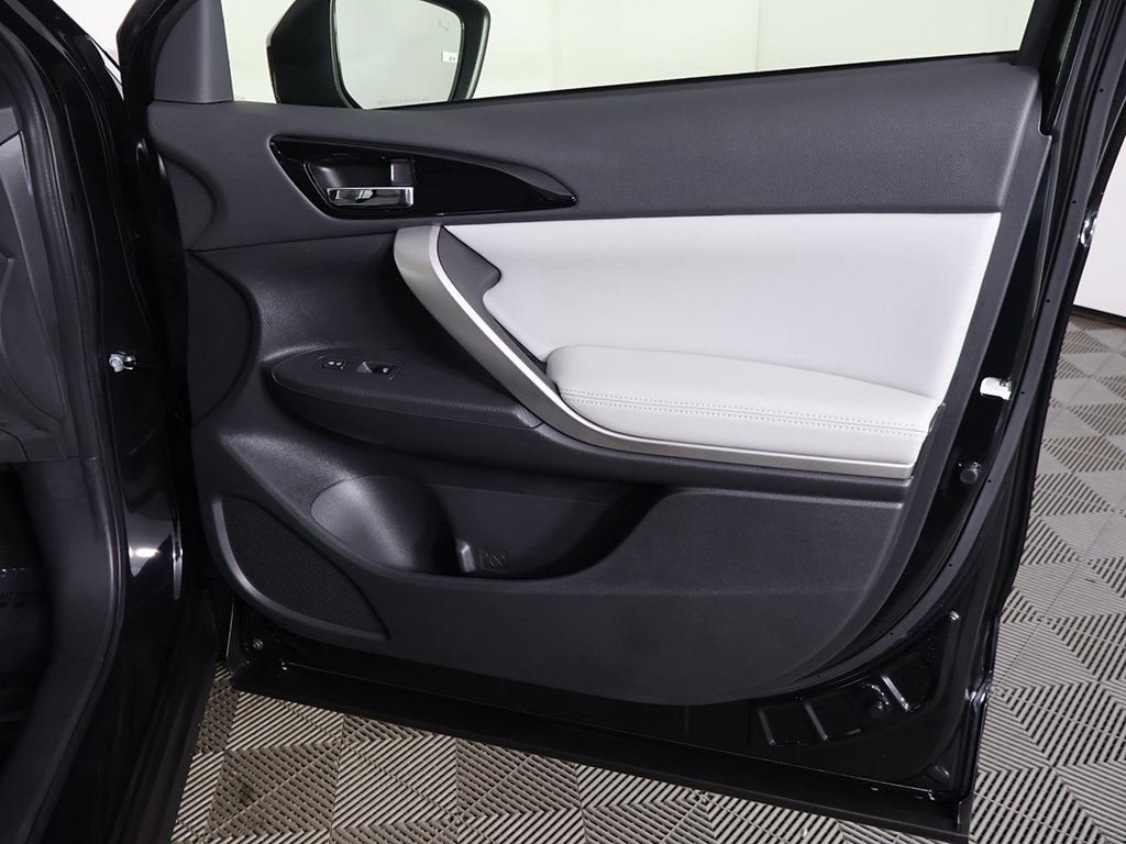 2026 Mitsubishi Eclipse Cross SEL Image 40 of 48