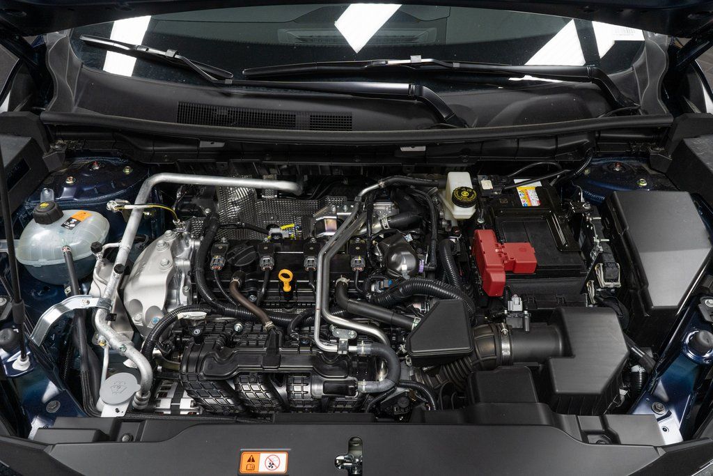 2026 Mitsubishi Outlander SE Image 6 of 24