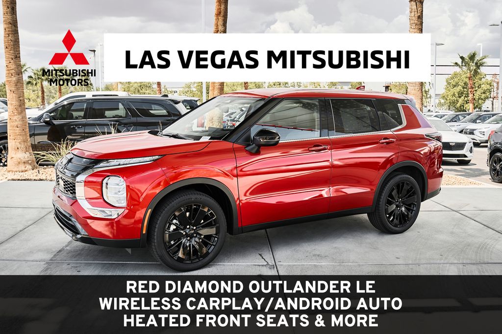 2026 Mitsubishi Outlander LE Image 1 of 35