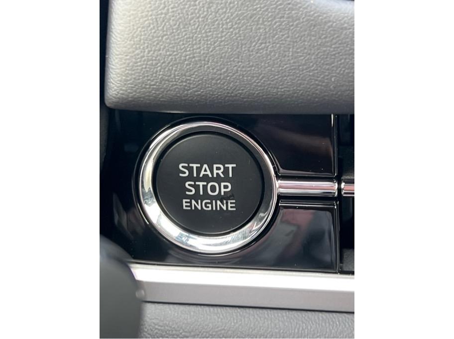 2026 Mitsubishi Outlander SE Image 20 of 21