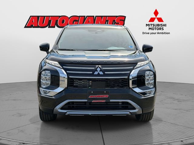 2026 Mitsubishi Outlander SE Image 3 of 25