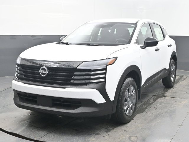 2026 Nissan Kicks S Image 1 of 41