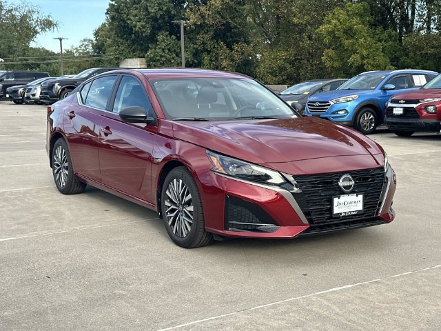 2026 Nissan Altima SV Image 3 of 19