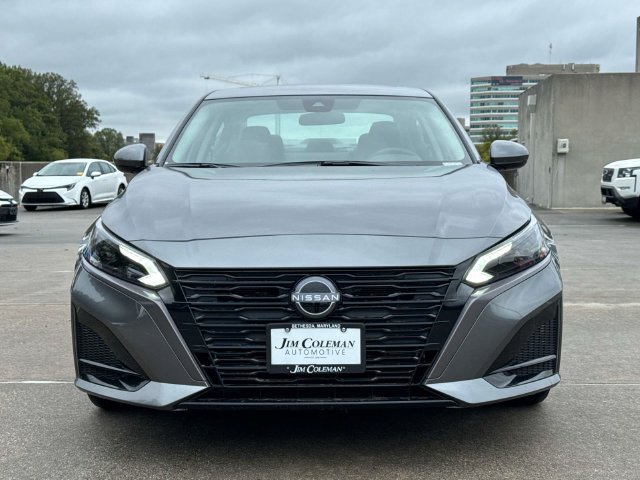2026 Nissan Altima SV Image 2 of 20