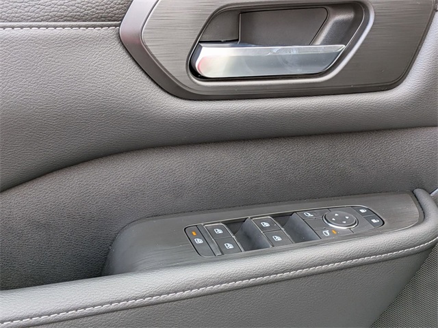 2026 Nissan Armada SV Image 60 of 60