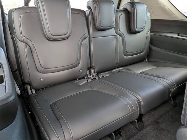 2026 Nissan Armada SV Image 21 of 60