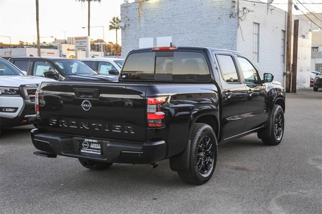 2026 Nissan Frontier SV Image 4 of 27