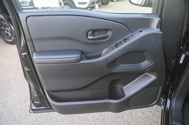 2026 Nissan Frontier SV Image 23 of 27