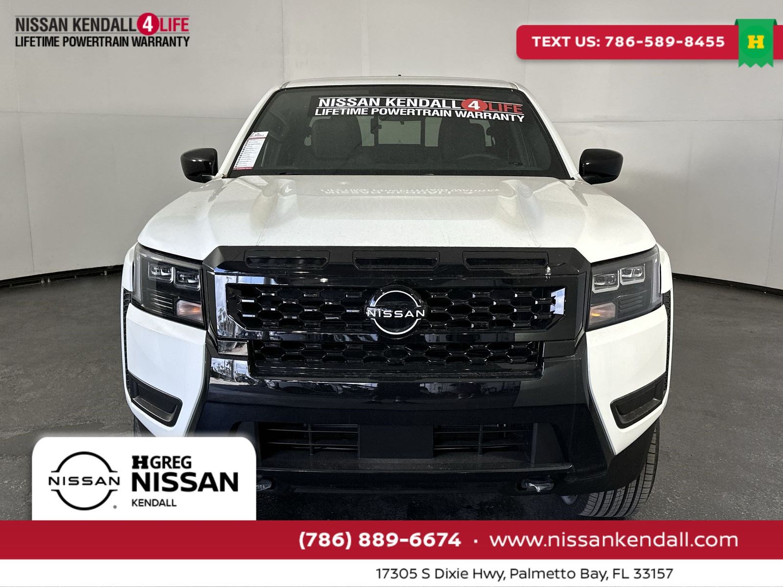 2026 Nissan Frontier SV Image 2 of 32