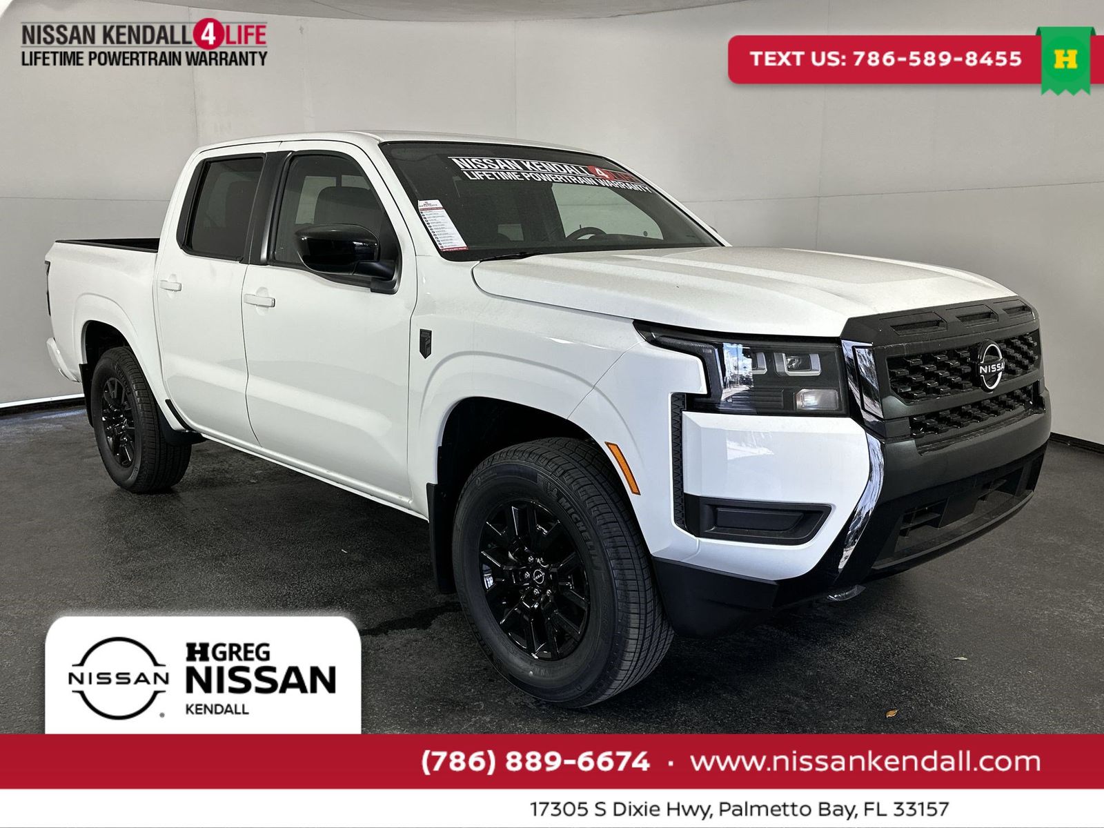 2026 Nissan Frontier SV Image 3 of 32