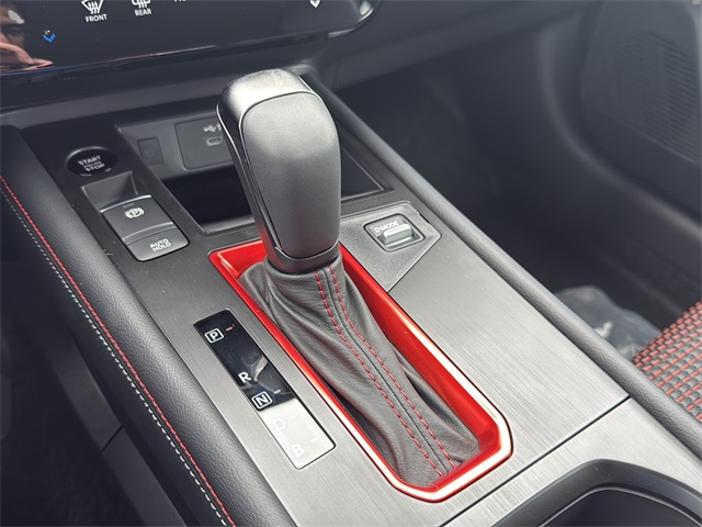 2026 Nissan Kicks SR Image 20 of 32