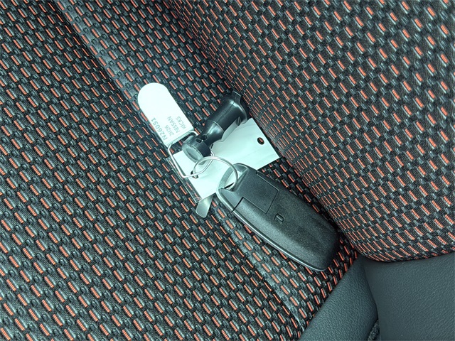 2026 Nissan Kicks SR Image 21 of 31