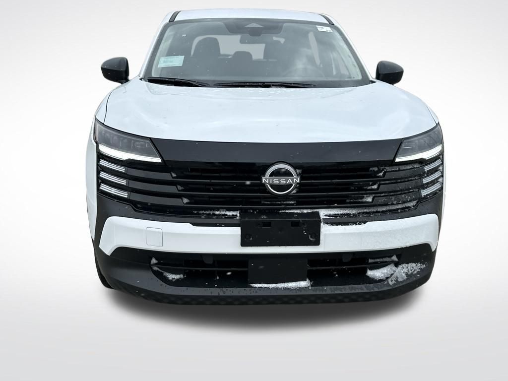 2026 Nissan Kicks S Image 2 of 35