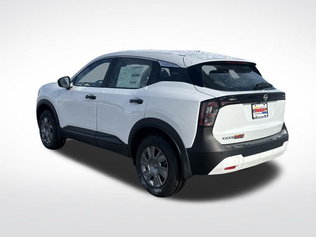 2026 Nissan Kicks S Image 7 of 31