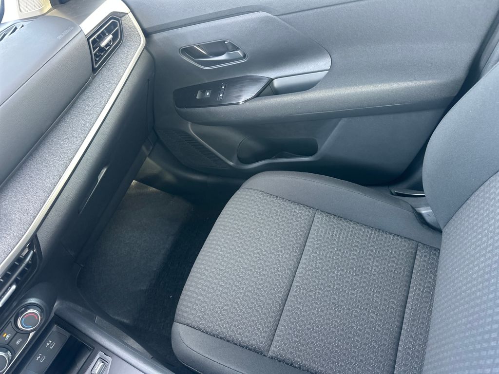 2026 Nissan Kicks S Image 30 of 31