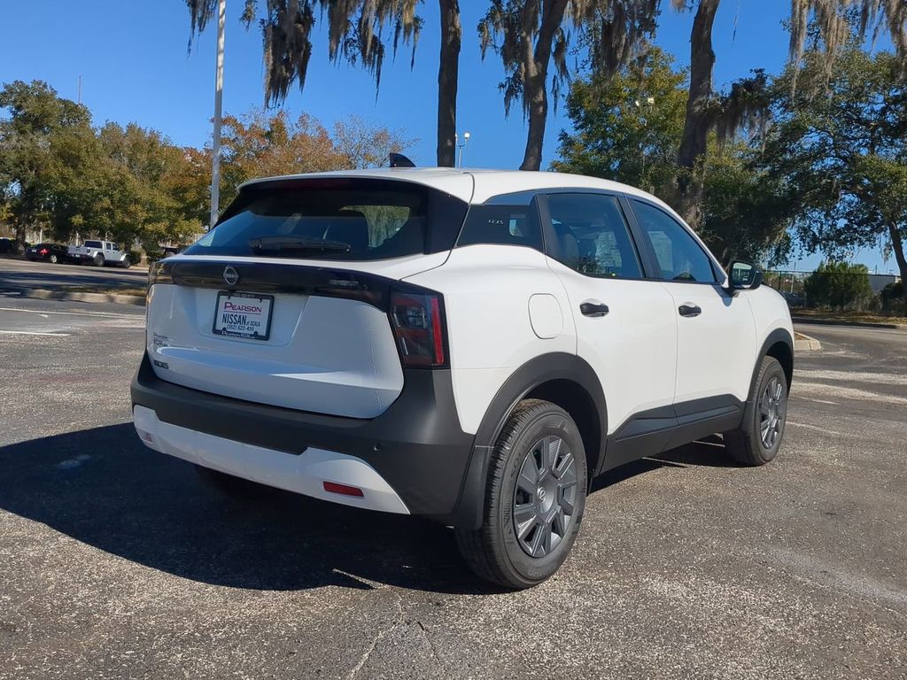 2026 Nissan Kicks S Image 6 of 27