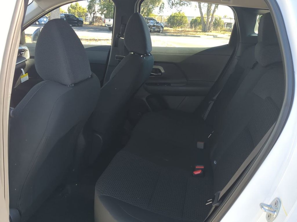 2026 Nissan Kicks S Image 12 of 27