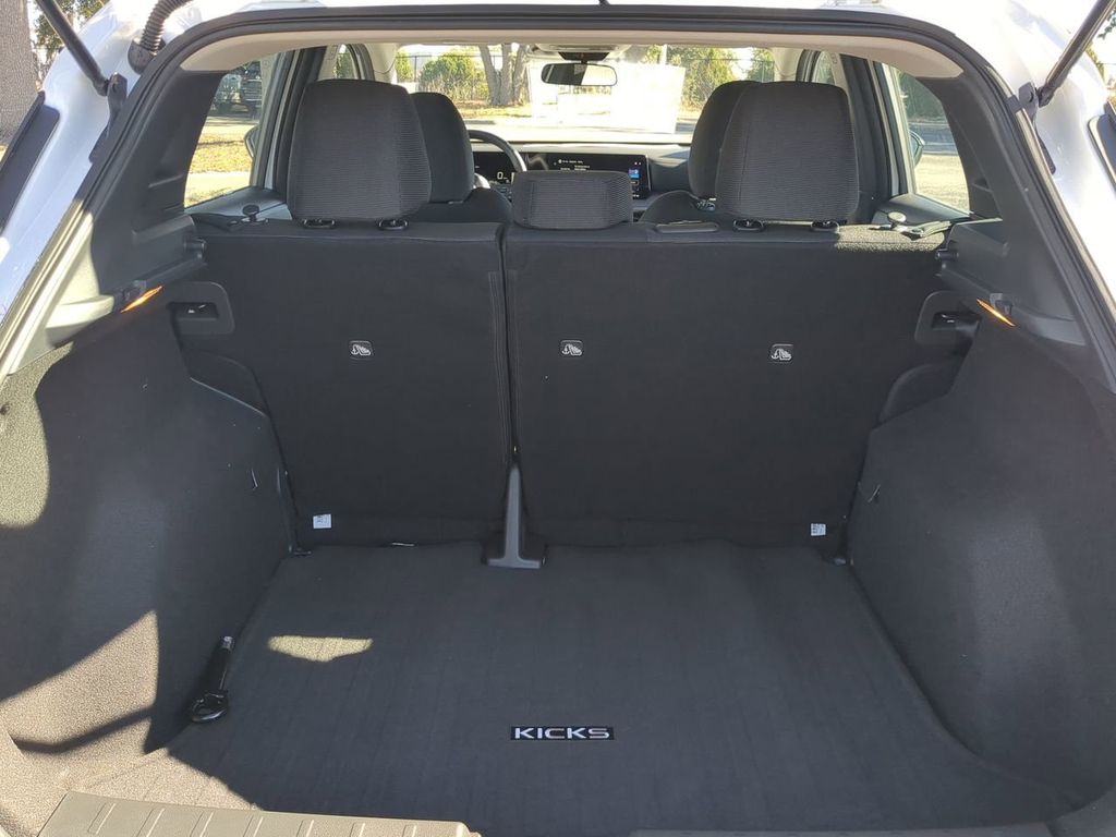 2026 Nissan Kicks S Image 11 of 27