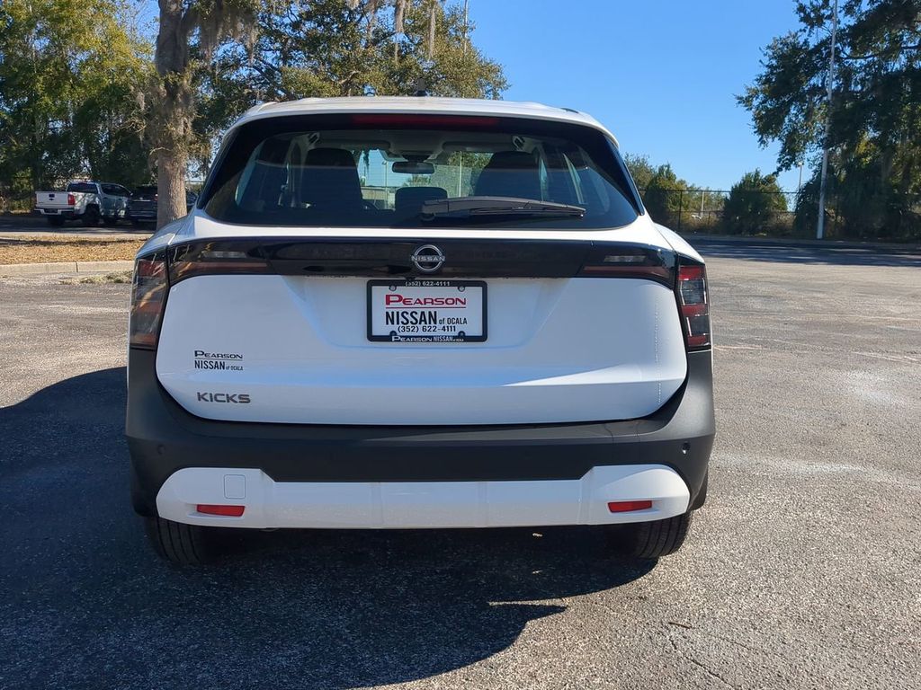 2026 Nissan Kicks S Image 7 of 27