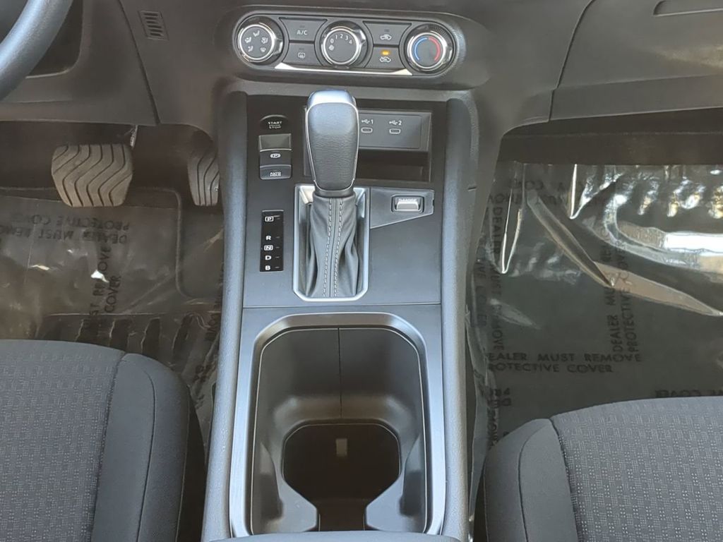 2026 Nissan Kicks S Image 17 of 27