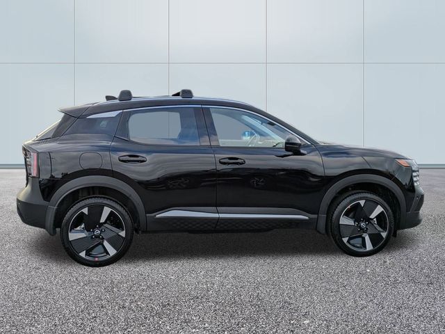 2026 Nissan Kicks SR Image 3 of 28
