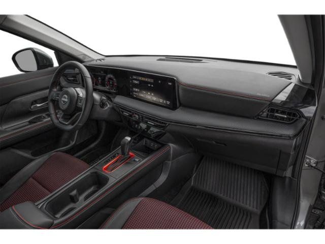 2026 Nissan Kicks SR Image 23 of 35