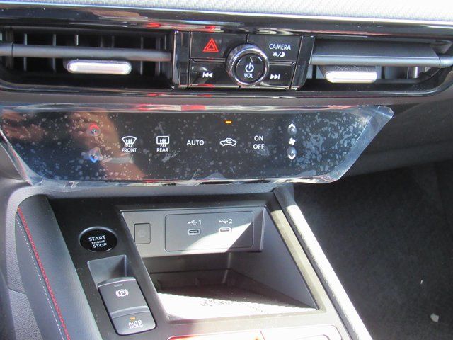 2026 Nissan Kicks SR Image 35 of 35