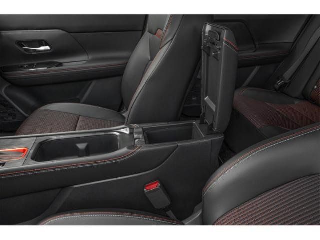 2026 Nissan Kicks SR Image 21 of 35