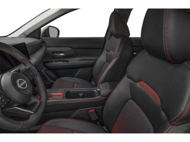 2026 Nissan Kicks SR Image 19 of 35