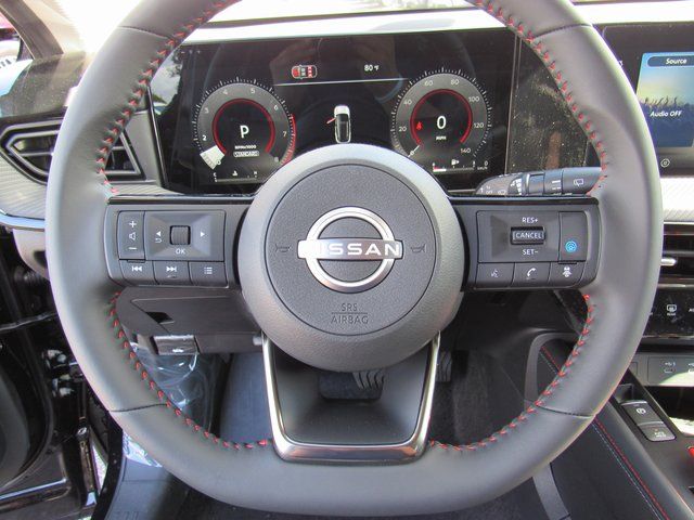 2026 Nissan Kicks SR Image 27 of 35