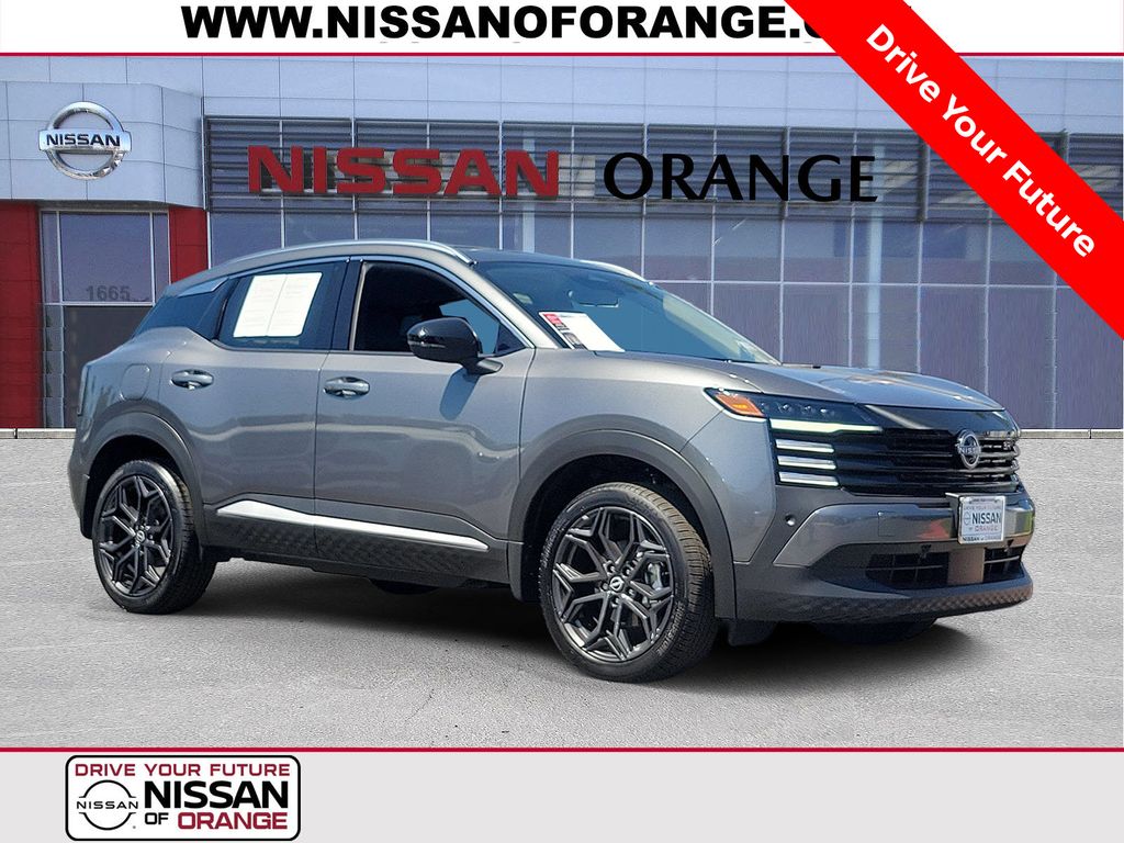 2026 Nissan Kicks SR Image 3 of 32