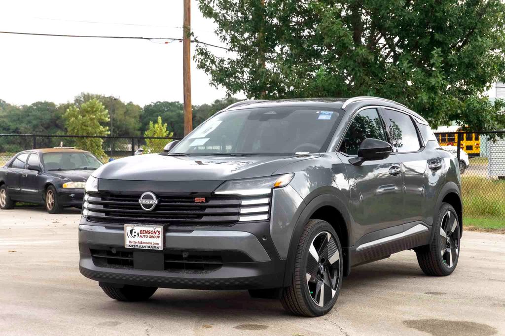 2026 Nissan Kicks SR Image 1 of 20