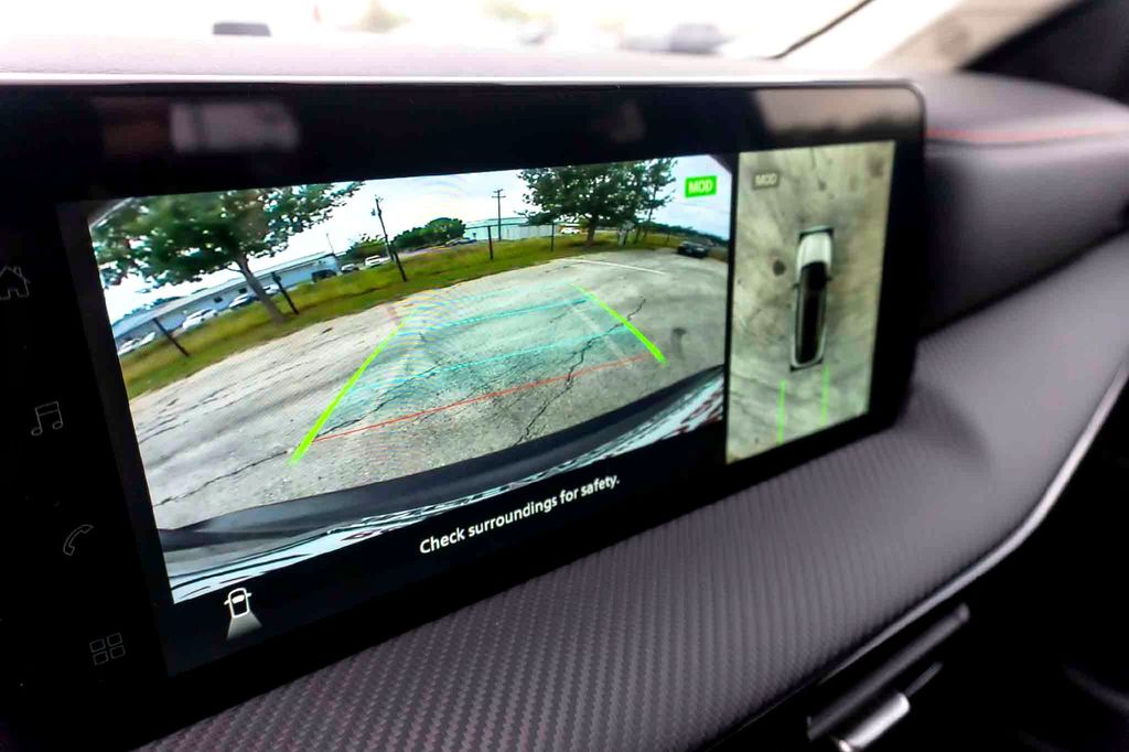 2026 Nissan Kicks SR Image 17 of 20