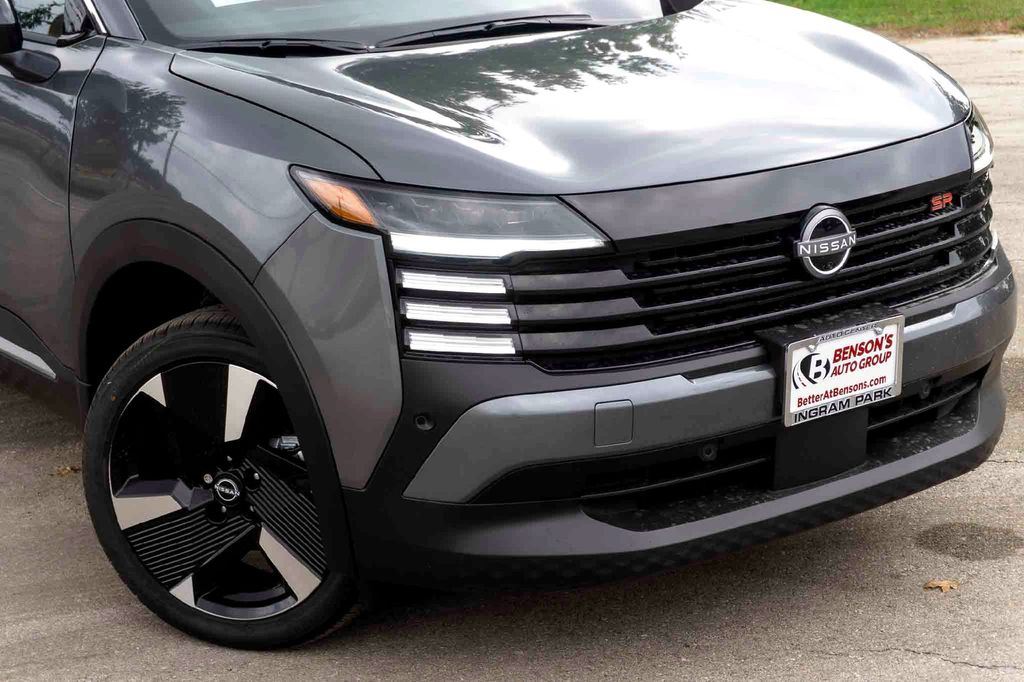 2026 Nissan Kicks SR Image 7 of 20